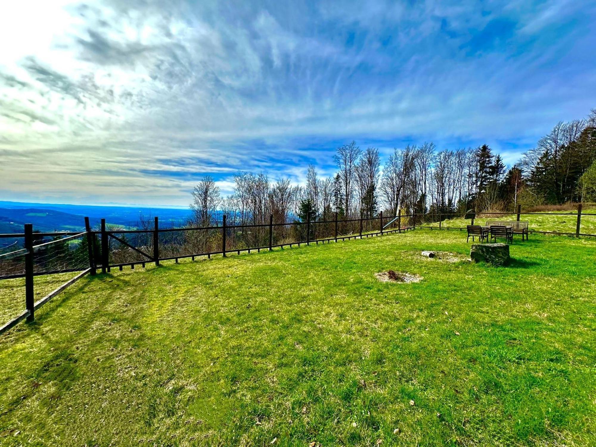 Gemuetliches Alpenblick Berg-Bungalow + Grosser Garten + Netflix! Schöfweg Exterior foto